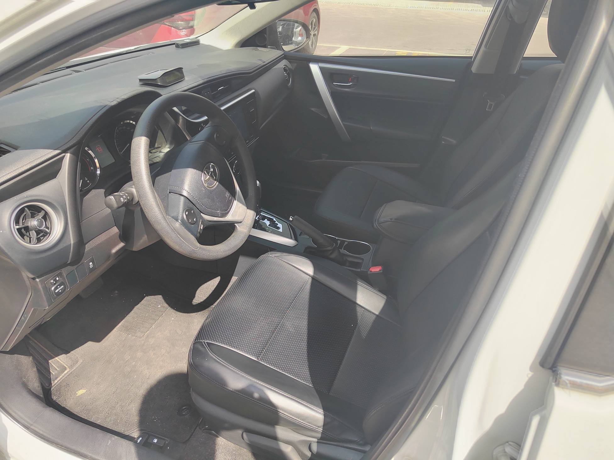 Toyota Corolla 2018 #6 Toyota Corolla 2018 car image #6