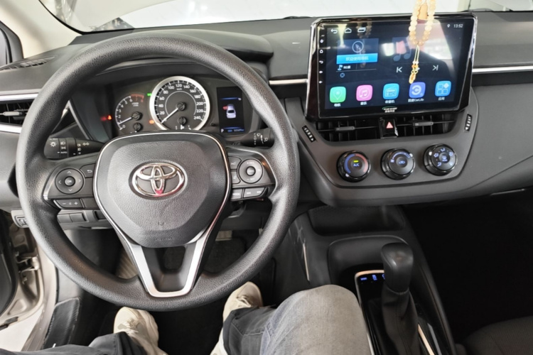 Toyota Corolla 2019 #10 Toyota Corolla 2019 car image #10