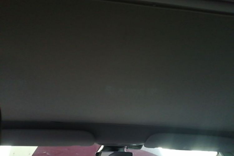 Tesla Model 3 2022 car image #18