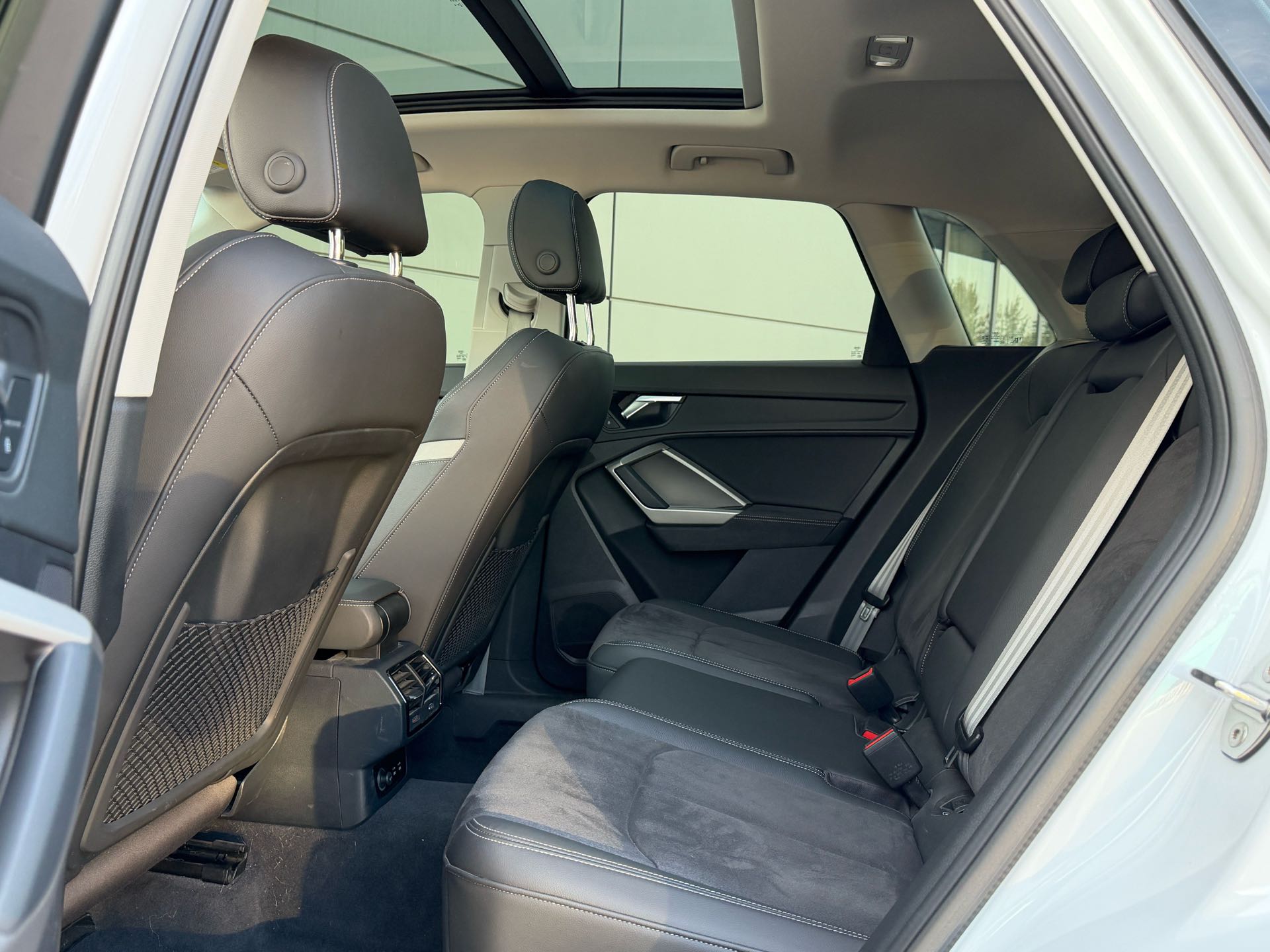 2022 #10 2022 car image #10