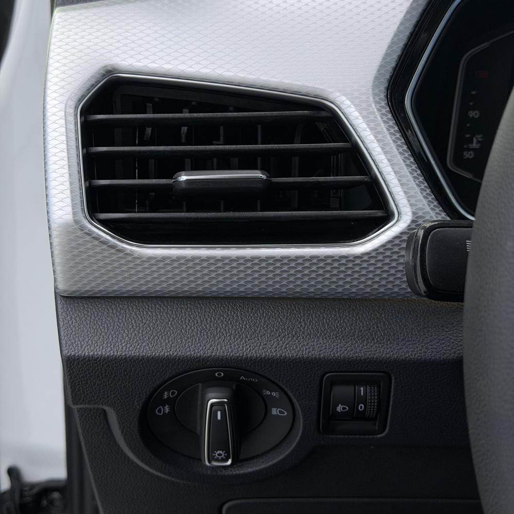 Volkswagen Tacqua 2023 car image #16