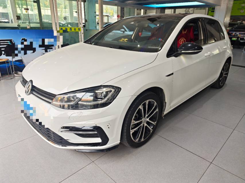 Volkswagen Golf 2020 car image 