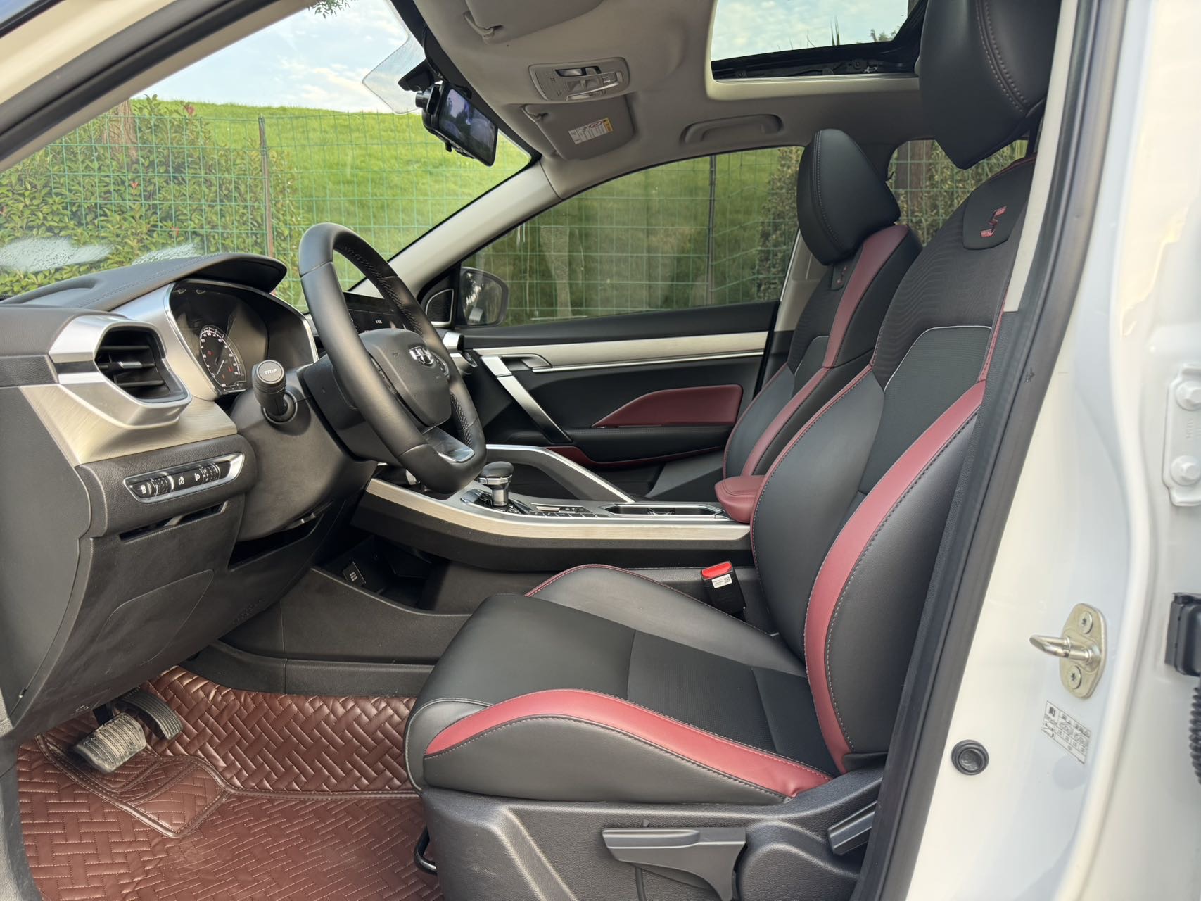 GEELY Coolray 2023 car image #7