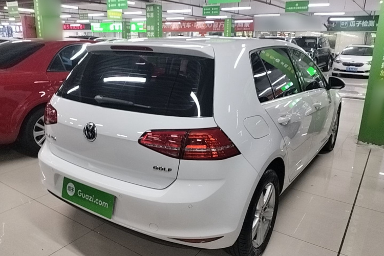 Volkswagen Golf 2016 car image #7