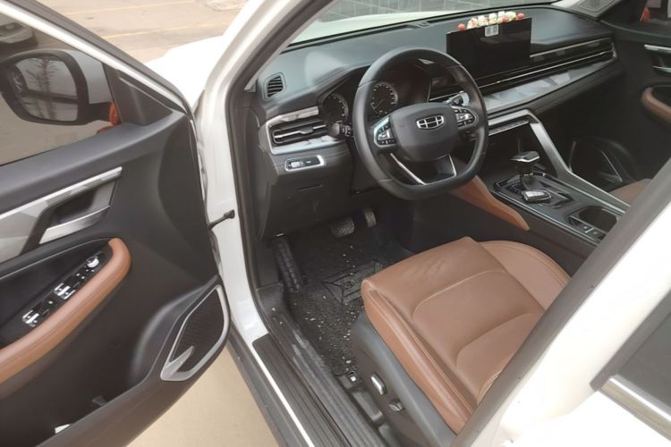 GEELY Vision X6 2021 car image #15