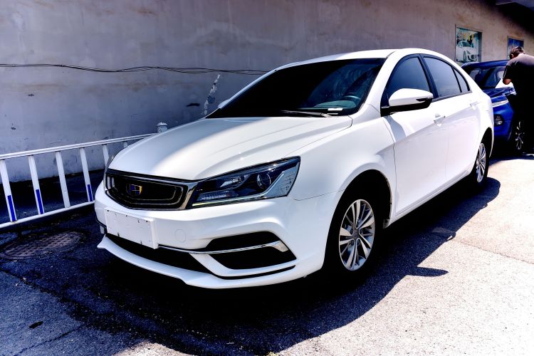GEELY Emgrand 2019 #2 GEELY Emgrand 2019 car image #2