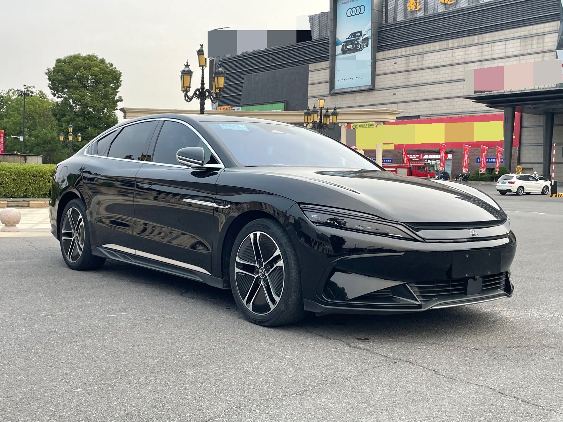 BYD Han 2023 car image #3