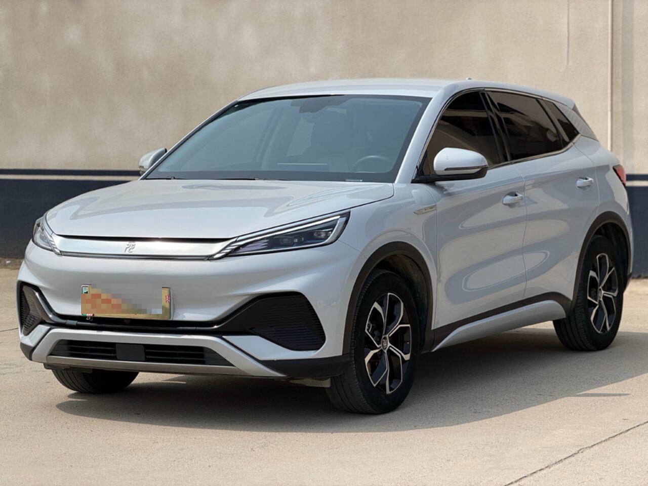 BYD Yuan Plus 2023 #2 BYD Yuan Plus 2023 car image #2