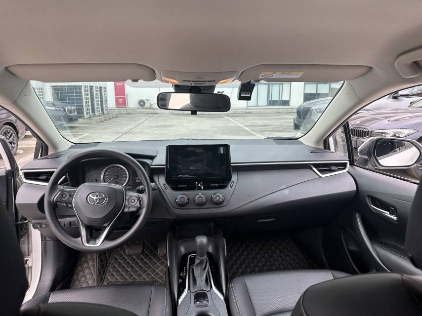 Toyota Corolla 2022 car image #2