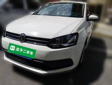 Volkswagen Polo 2015 Volkswagen Polo 2015 car image
