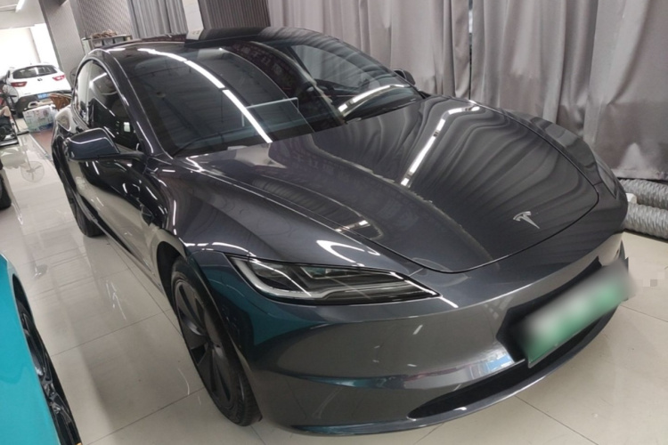 Tesla Model 3 2024 #4 Tesla Model 3 2024 car image #4