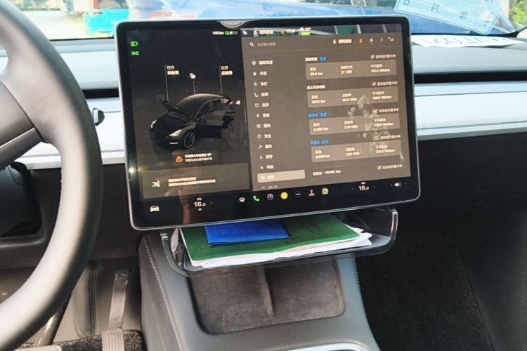 Tesla Model Y 2023 #13 Tesla Model Y 2023 immagine di auto #13