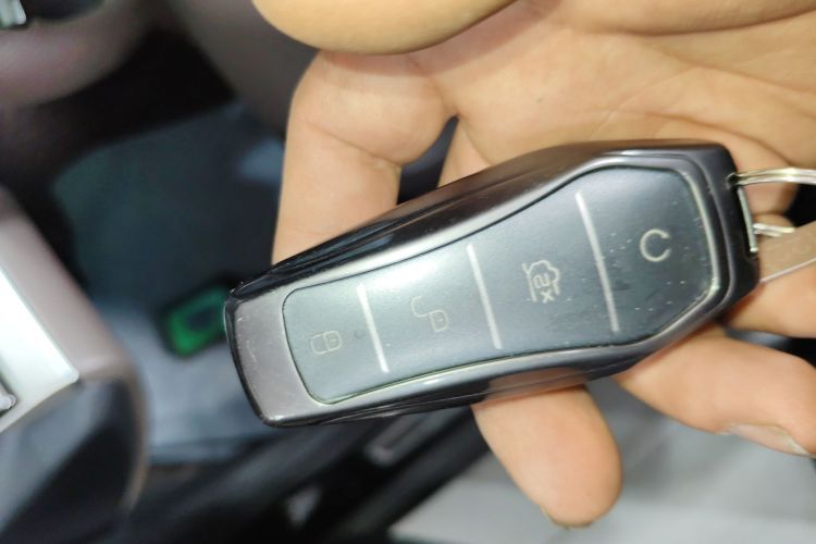 BYD Han 2023 imagen de coche #9