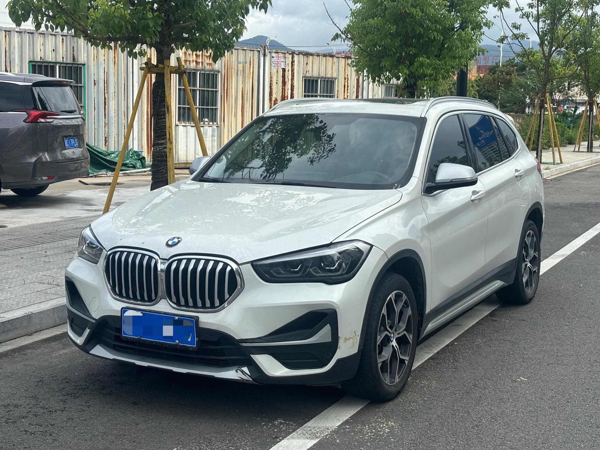 2022 immagine di auto 