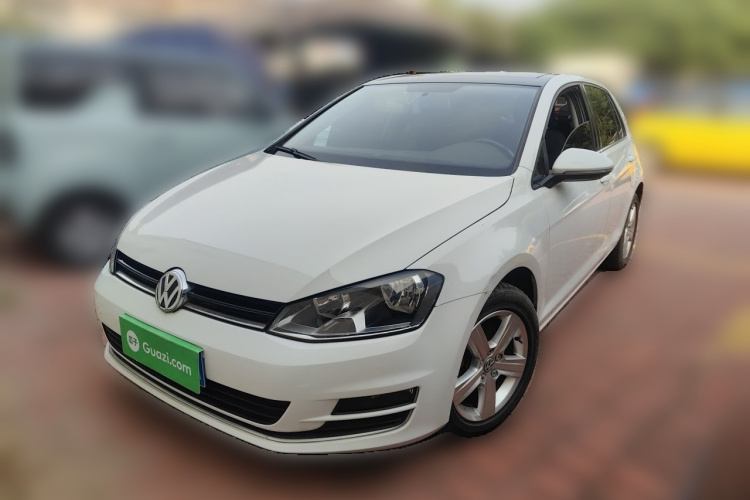 Volkswagen Golf 2014 car image #2