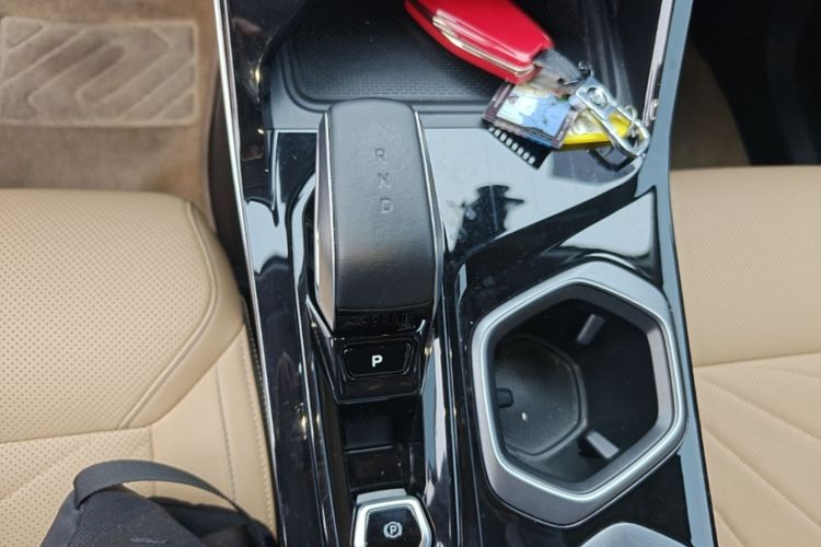 GEELY Boyue L 2024 #14 GEELY Boyue L 2024 imagen de coche #14