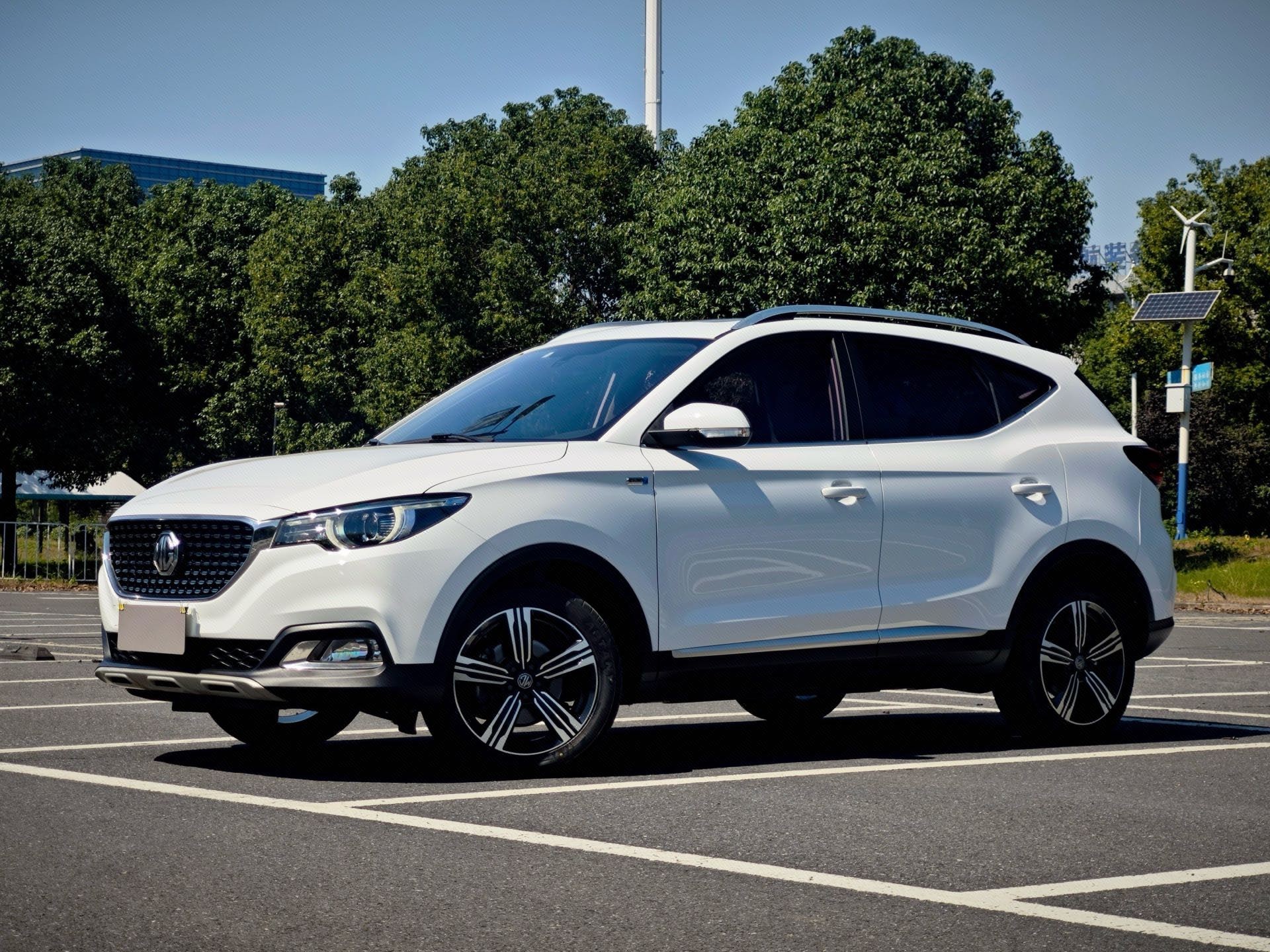 MG ZS 2019 MG ZS 2019 car image