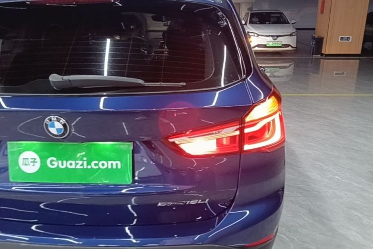 BMW X1 2019 car image #8