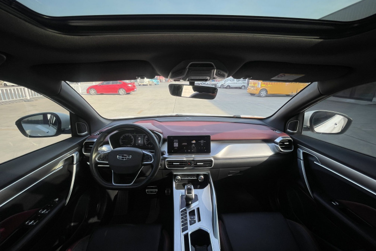 GEELY Coolray 2021 car image #11