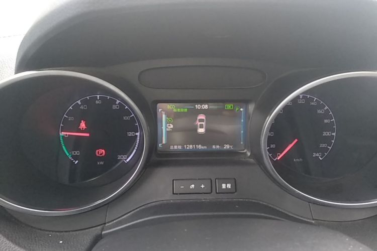 BYD Yuan New Energy 2019 car image #17