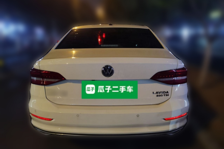 Volkswagen Lavida 2019 #4 Volkswagen Lavida 2019 car image #4