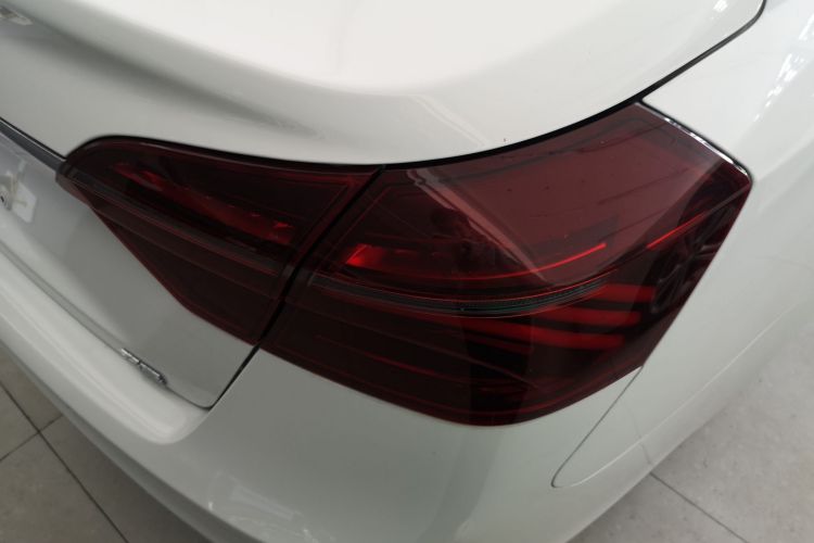 GEELY Emgrand 2020 immagine di auto #8