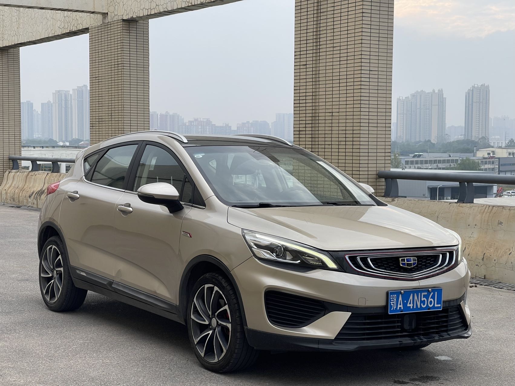 GEELY Emgrand GS 2018 #3 GEELY Emgrand GS 2018 immagine di auto #3