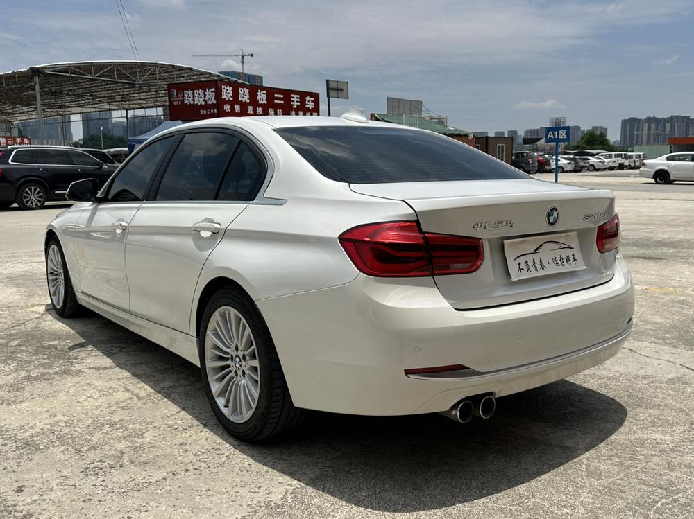 BMW 3 Series 2018 car image #4
