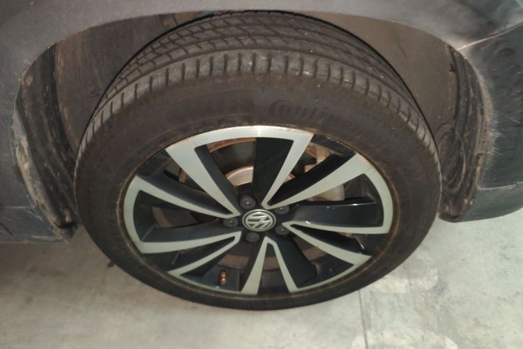 Volkswagen Tharu 2020 car image #3