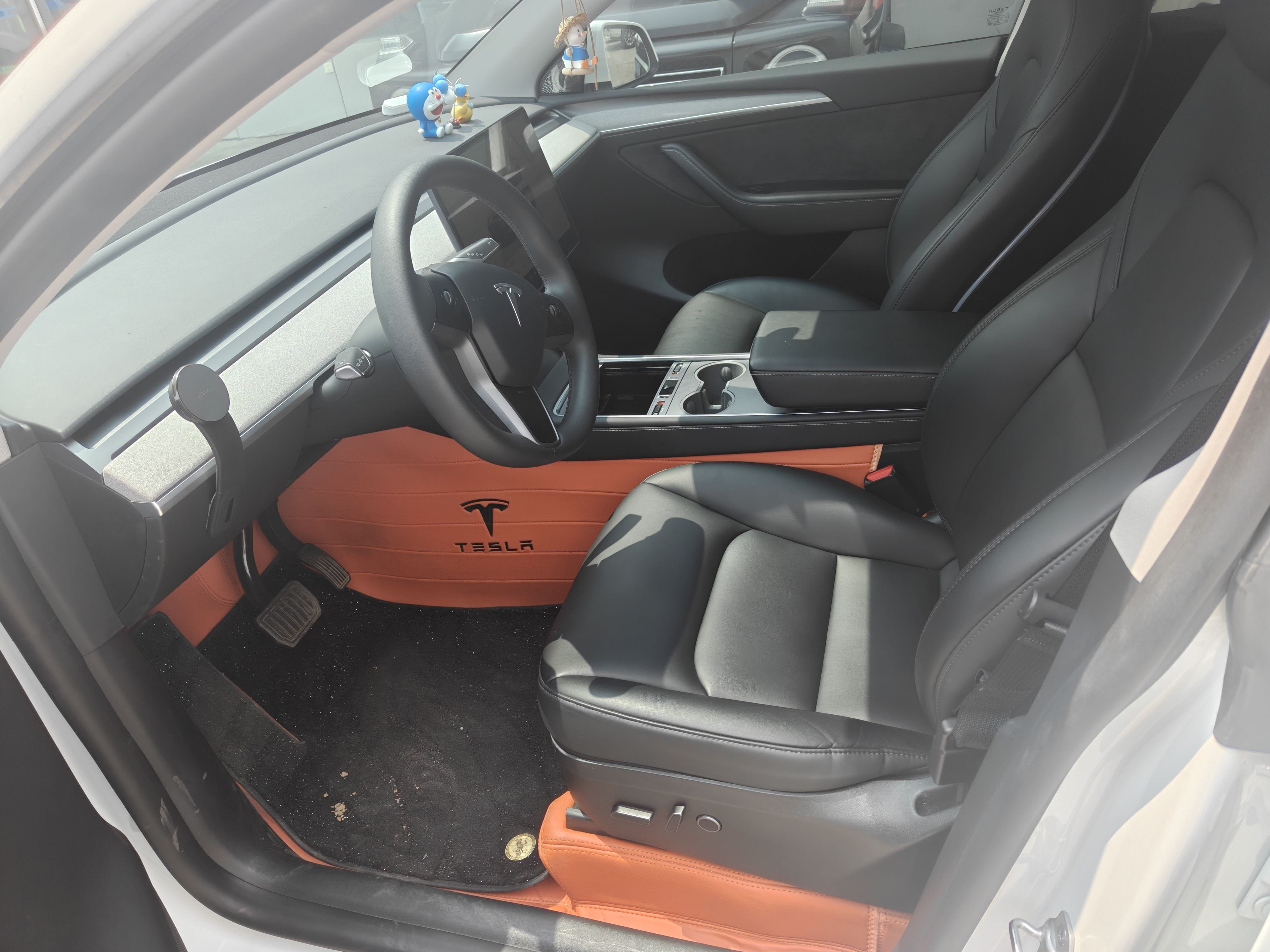 Tesla Model Y 2024 car image #3