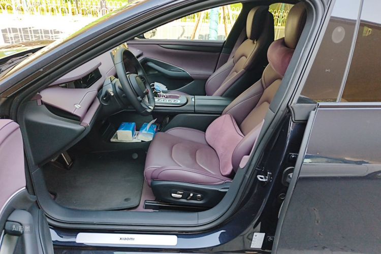 MI SU7 2024 imagen de coche #17