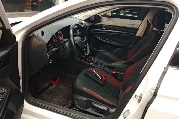 Volkswagen Bora 2019 imagen de coche #19