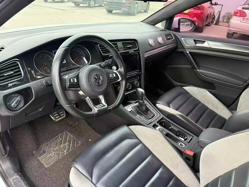 Volkswagen Golf 2019 #4 Volkswagen Golf 2019 car image #4