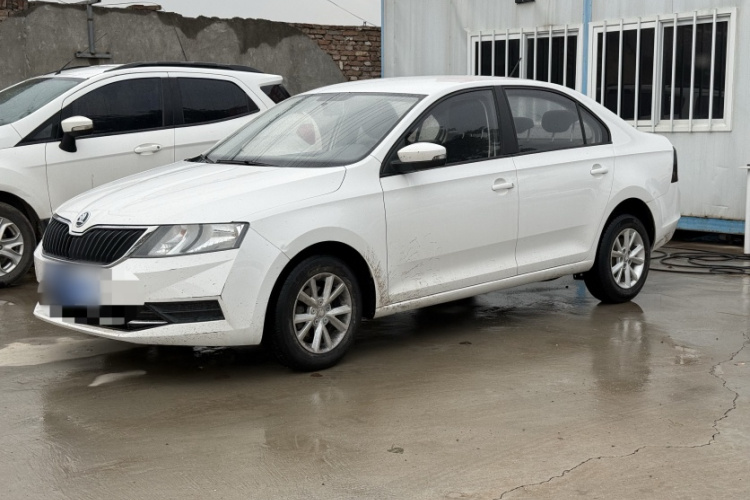 Skoda Rapid 2018 #2 Skoda Rapid 2018 image de voiture #2