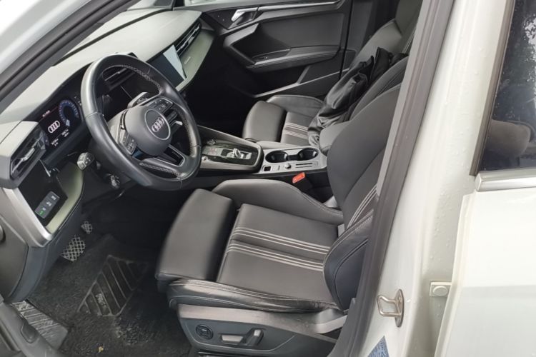 Audi A3 2024 immagine di auto #16
