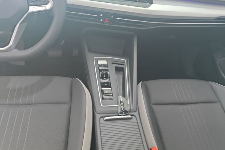 Volkswagen Golf 2022 #14 Volkswagen Golf 2022 car image #14