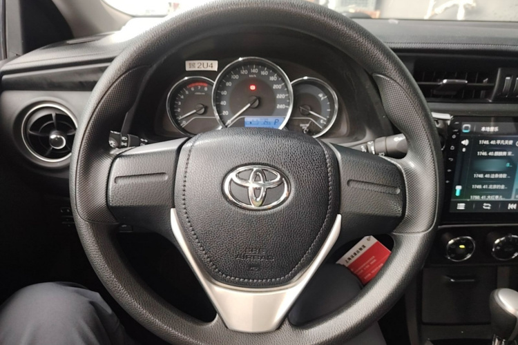 Toyota Corolla 2018 #11 Toyota Corolla 2018 car image #11