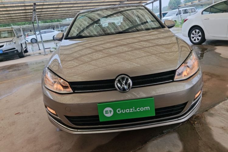 Volkswagen Golf 2015 car image #3