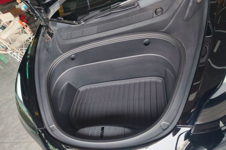 Tesla Model 3 2022 car image #20