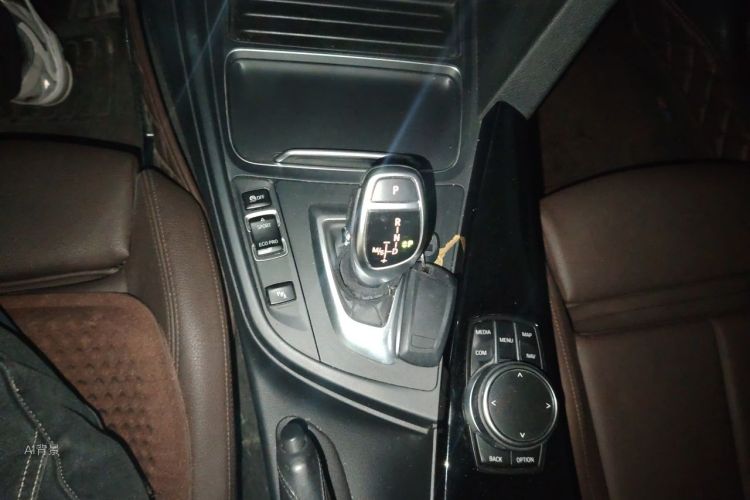 BMW 3 Series 2018 #16 BMW 3 Series 2018 car image #16