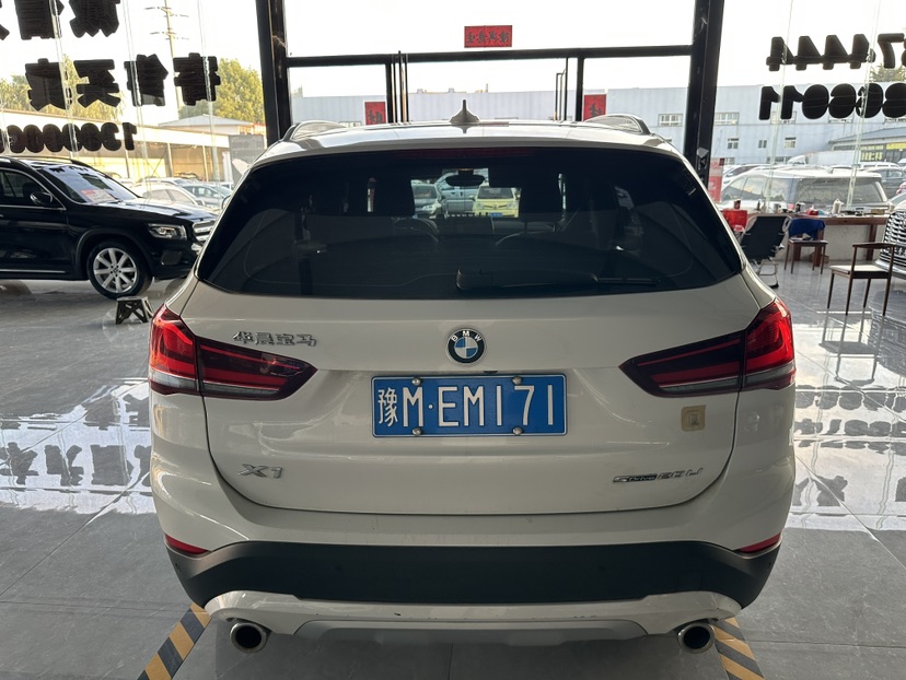BMW X1 2022 car image #3