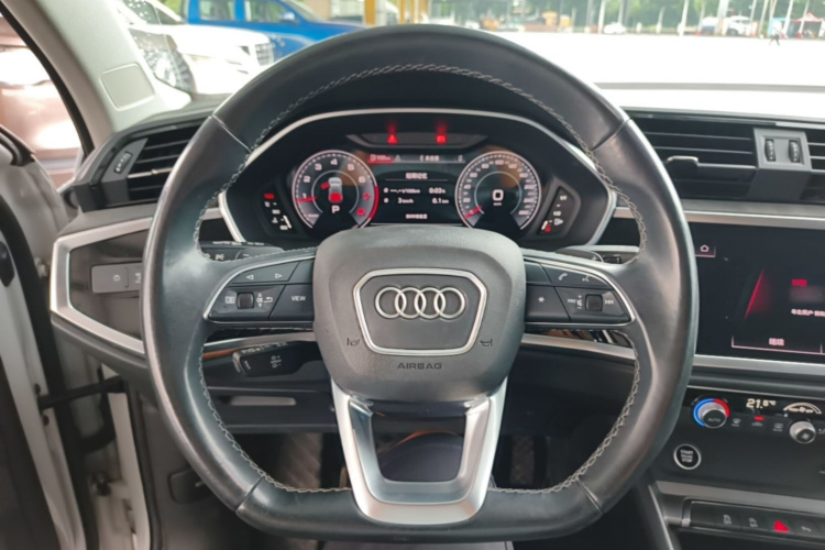 Audi Q3 2022 #11 Audi Q3 2022 car image #11