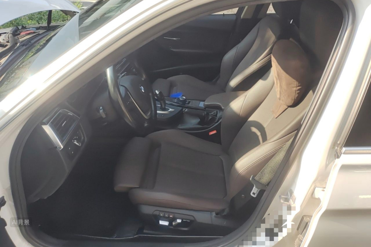 BMW 3 Series 2018 #17 BMW 3 Series 2018 car image #17