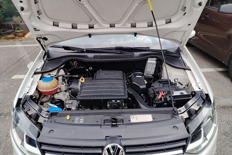 Volkswagen Polo 2015 #20 Volkswagen Polo 2015 car image #20
