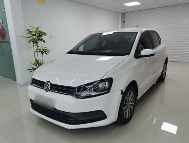 Volkswagen Polo 2016 Volkswagen Polo 2016 car image