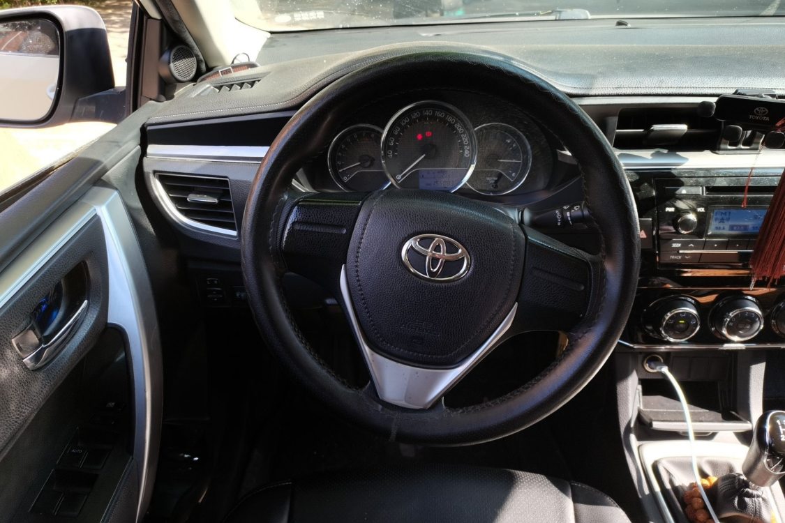Toyota Corolla 2016 #22 Toyota Corolla 2016 car image #22