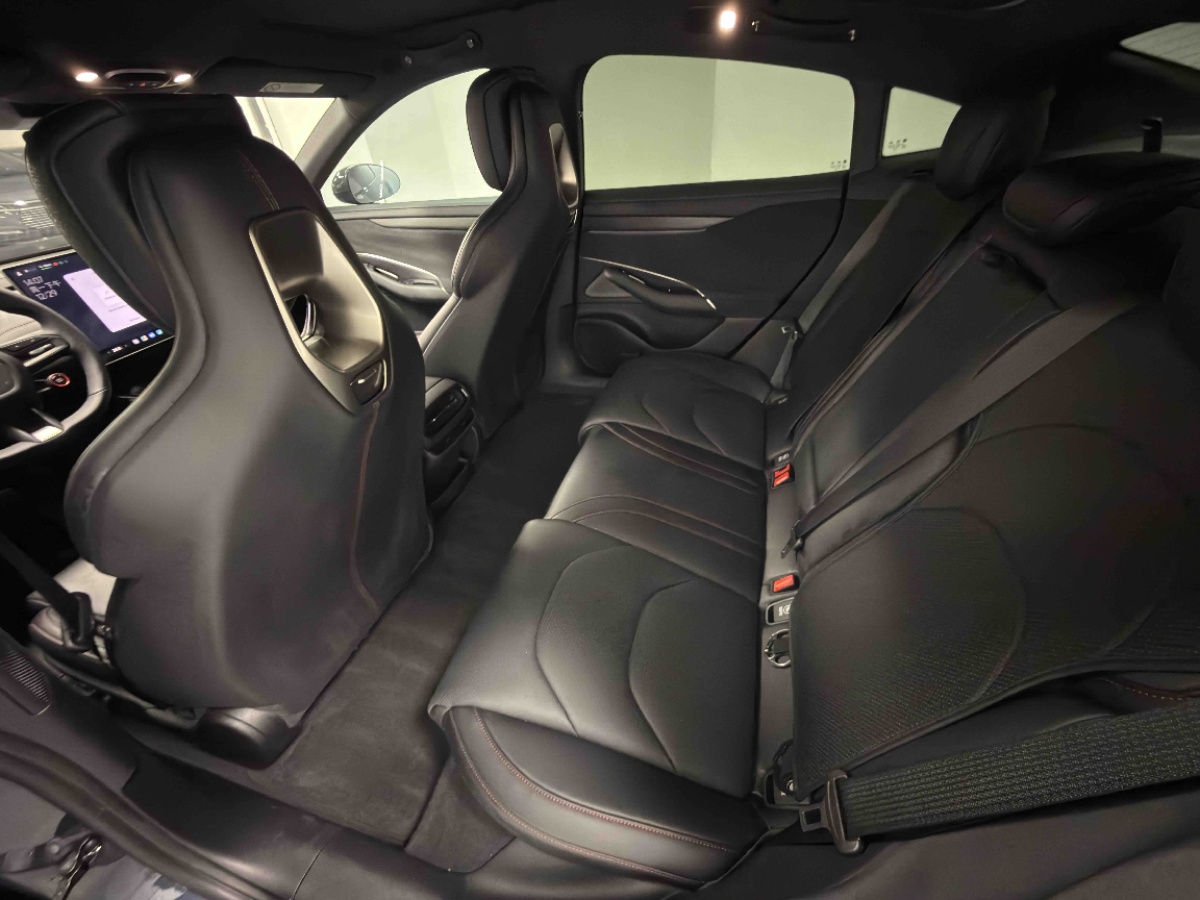 2024 car image #4