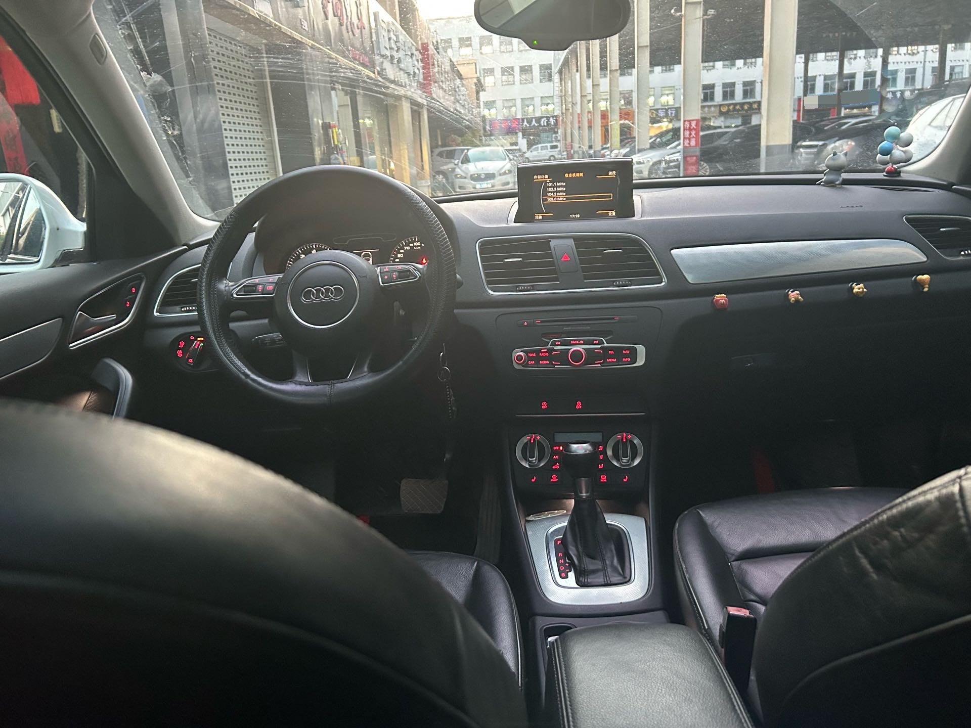 Audi Q3 2013 #8 Audi Q3 2013 изображение автомобиля #8
