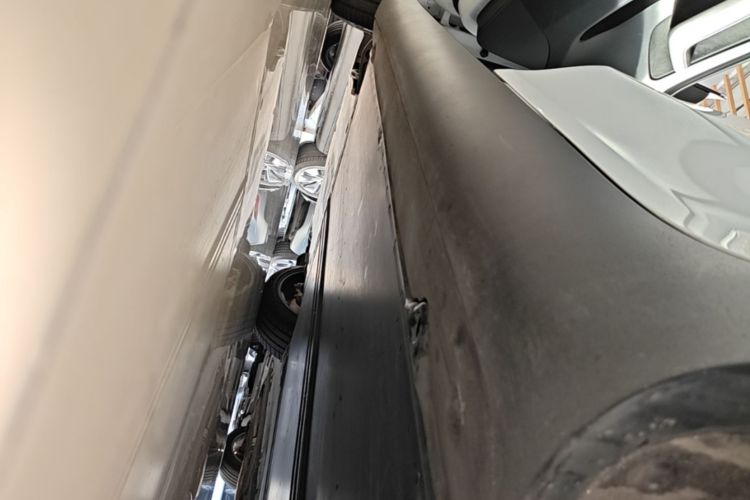 Tesla Model Y 2024 #27 Tesla Model Y 2024 car image #27