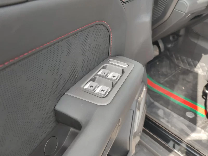 Jetour Traveller 2024 car image #10
